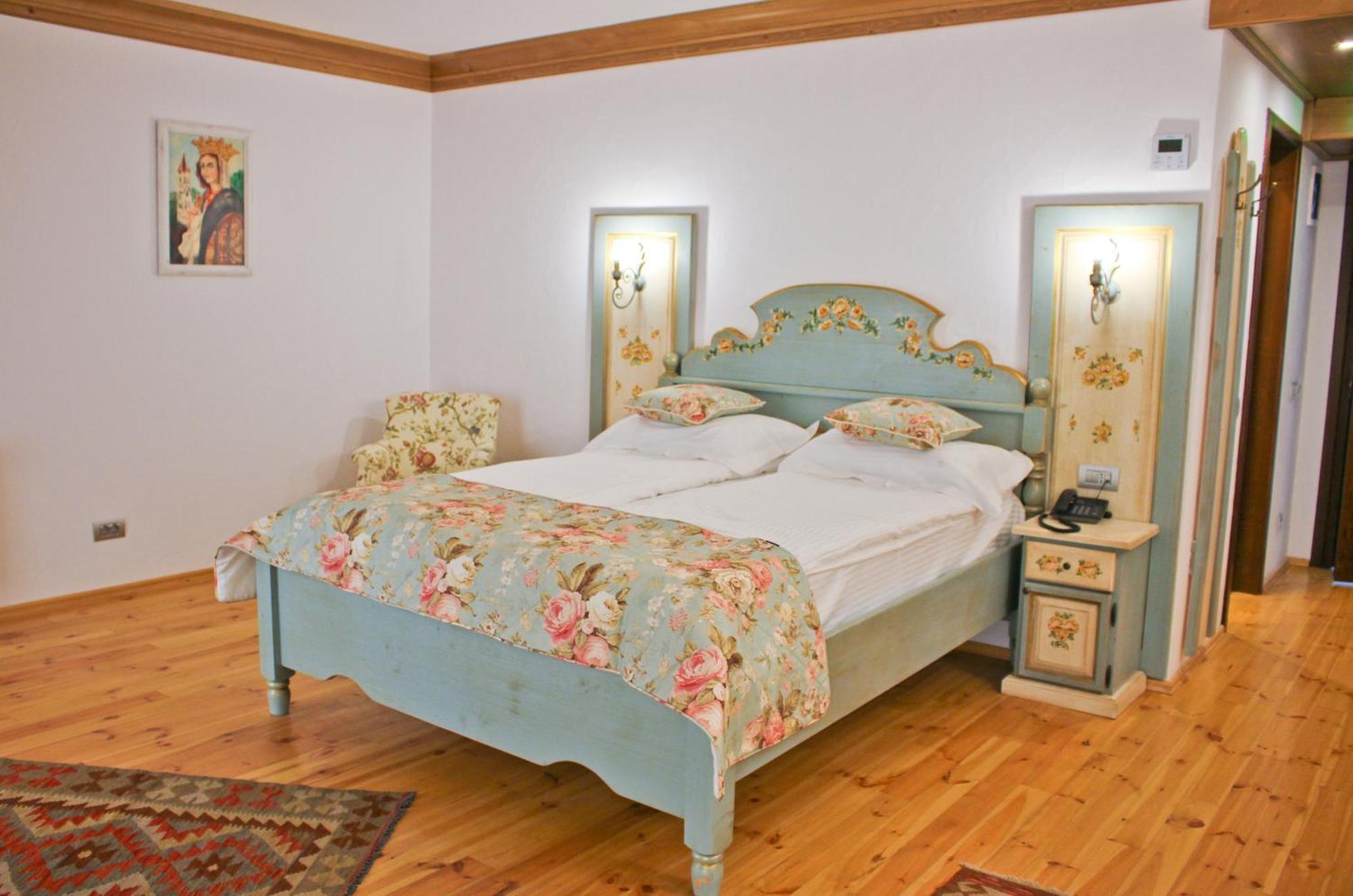 Casa Comana Boutique Hotel Bucureşti Ngoại thất bức ảnh