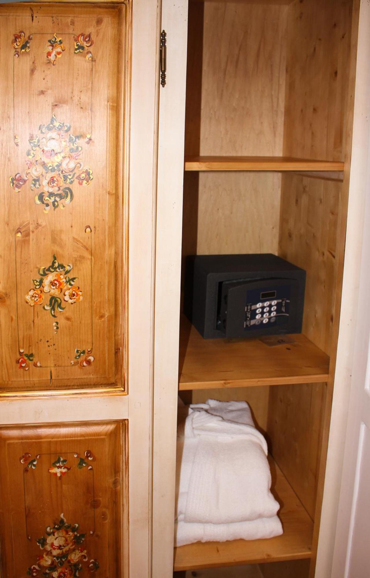 Casa Comana Boutique Hotel Bucureşti Ngoại thất bức ảnh