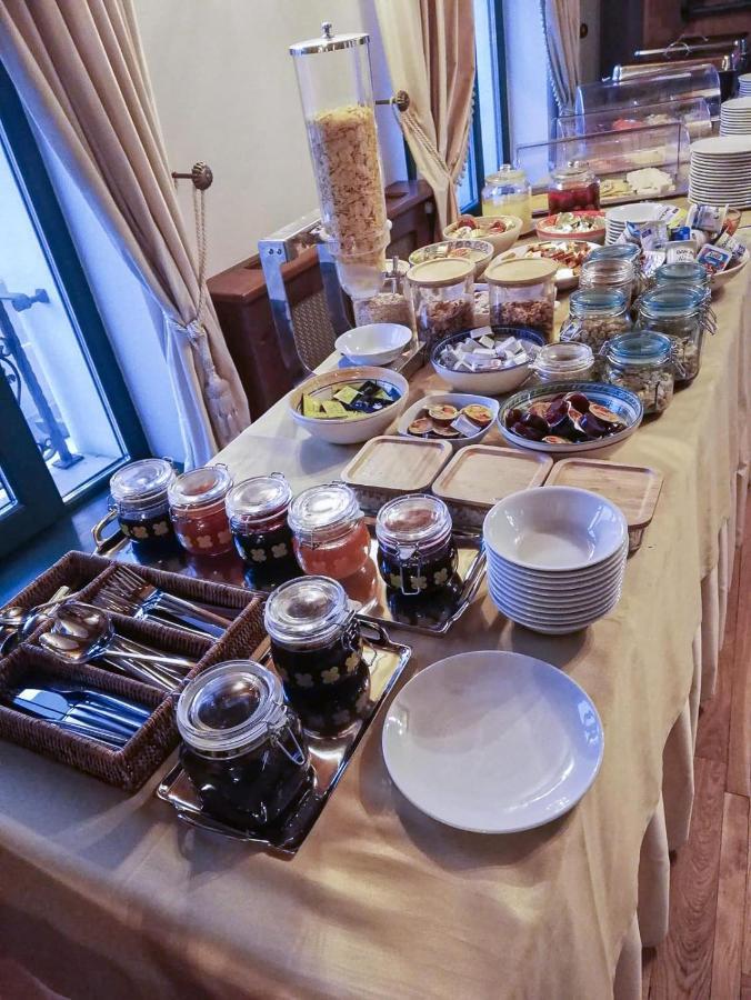 Casa Comana Boutique Hotel Bucureşti Ngoại thất bức ảnh